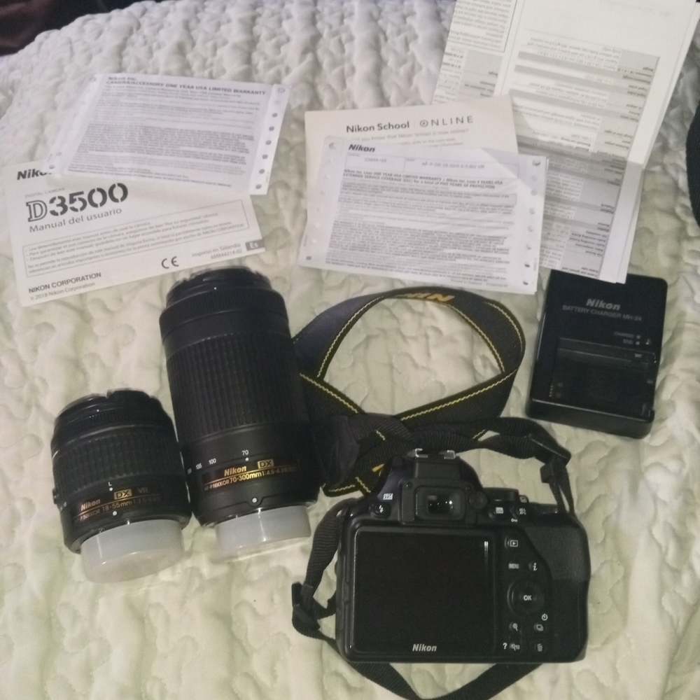 Nikon d3500 camera with accessories